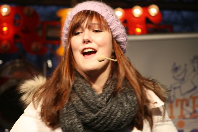 gal/2011/2011 Steeler Weihnachtsmarkt/2011 Saitentwist Steeler Weihnachtsmarkt 14.11 074.JPG